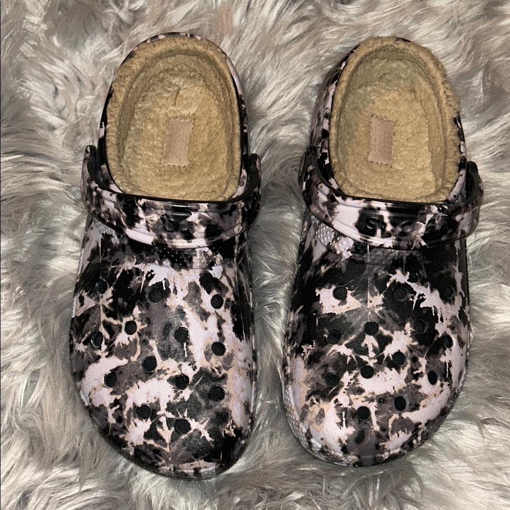 Women/Men Lined Crocs